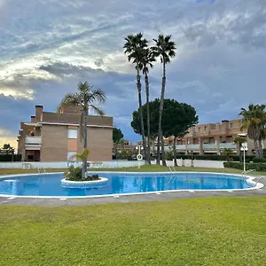 https://hermosa-casa-con-espectaculares-vistas-al-mar-y-a-tocar.catalonia-hotels.com
