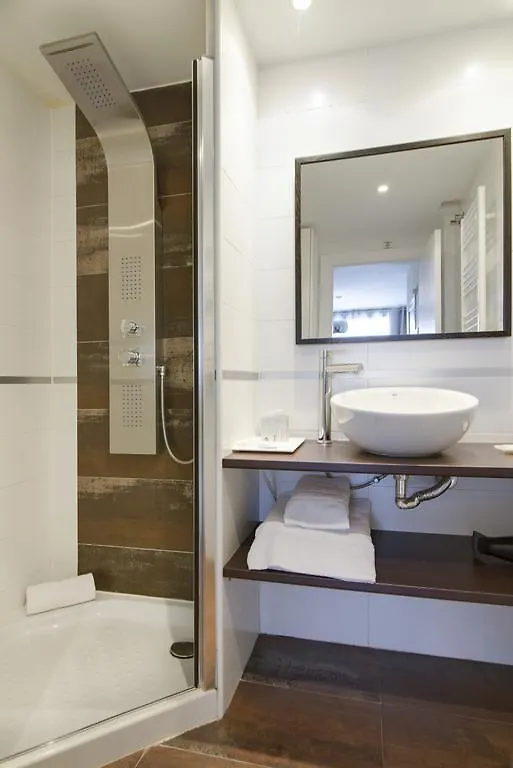 Arts Victoria Malaga Apartment
